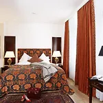 Hotel Gebhards 4*