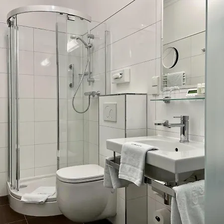 מלון Gebhards 4*